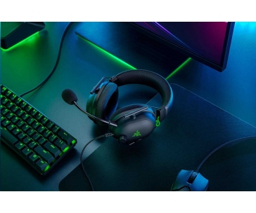 RAZER sluchátka s mikrofonem BlackShark V2, Wired Esports Headset + USB Mic Enhancer