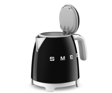 Smeg KLF05BLEU mini rychlovarná konvice, 0,8 l / 3 šálky, 1400 W, styl 50. let, černá