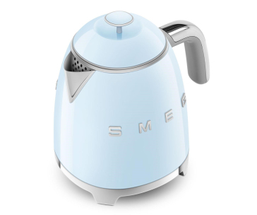 Smeg KLF05PBEU mini rychlovarná konvice, 0,8 l / 3 šálky, 1400 W, styl 50. let, pastelově modrá