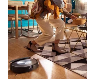 iRobot Roomba Combo j7 robotický vysavač s mopem, HEPA filtr, automatické dobíjení, automatické vysypání, vSLAM navigace