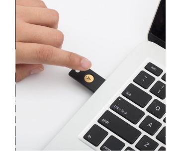 YubiKey 5 NFC - USB-A,  klíč/token s vícefaktorovou autentizaci (NFC), podpora OpenPGP a Smart Card (2FA)